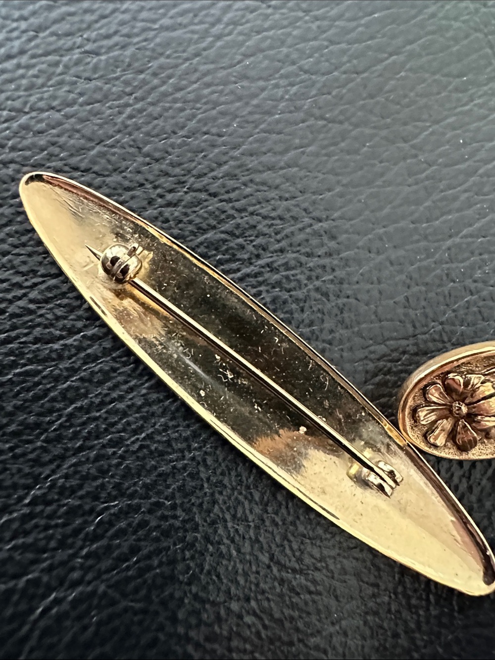 Vintage Gold Floral art nouveau inspired Brooch and Stick Pin - Picture 4 of 5